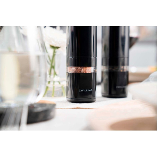 Młynek do przypraw Enfinigy, czarny