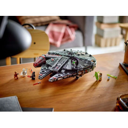 Klocki Star Wars 75389 Mroczny Sokół Millennium