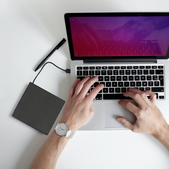 Nagrywarka DVD-RW zewnętrzna | USB 2.0 | Czarna 