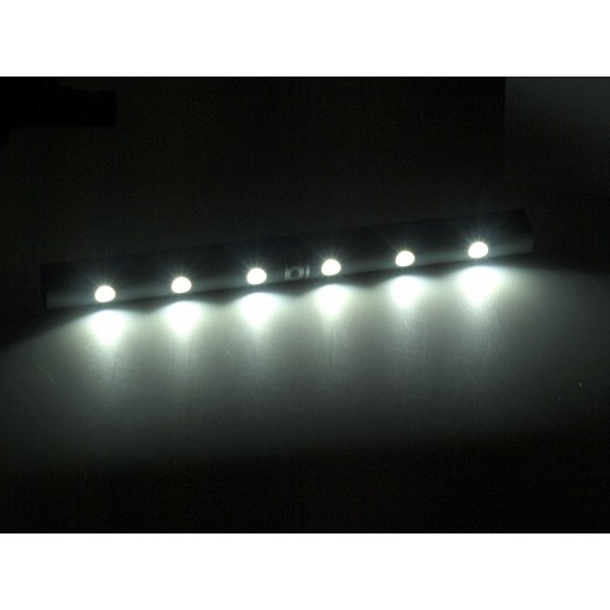 Lampka kuchenna podszafkowa z czujnikiem ruchu 6LED podłużna MCE123 5xAAA