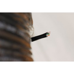 Kabel instalacyjny U/UTP kat. 5e, PE drut, zewnętrzny żelowany, czarny, 305m (szpula)