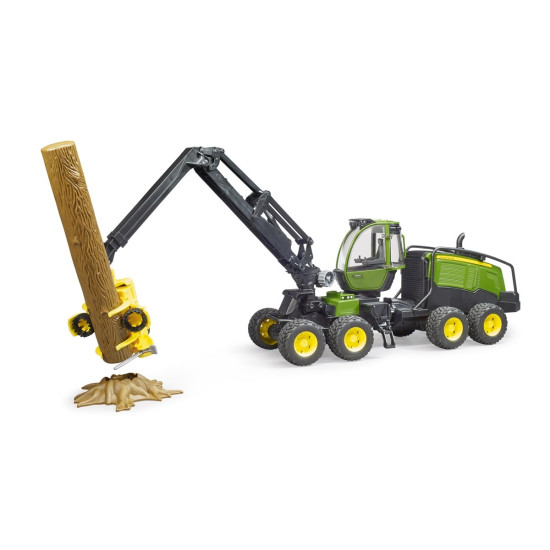 Harwester John Deere 1270G z konarem drzewa