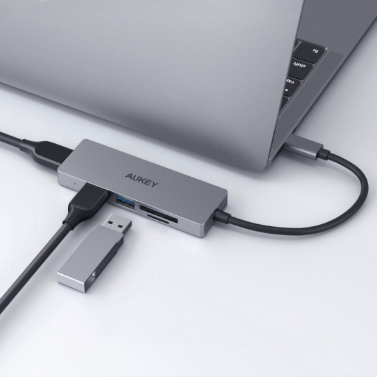 CB-C63 aluminiowy HUB USB-C | Ultra Slim | 4w1 | 3xUSB 3.1 | 1xMicroSD i SD