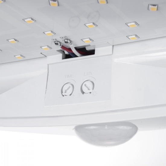 Lampa LED z czujnikiem ruchu MCE357W 