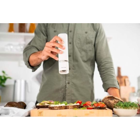 Młynek do przypraw Enfinigy, biały