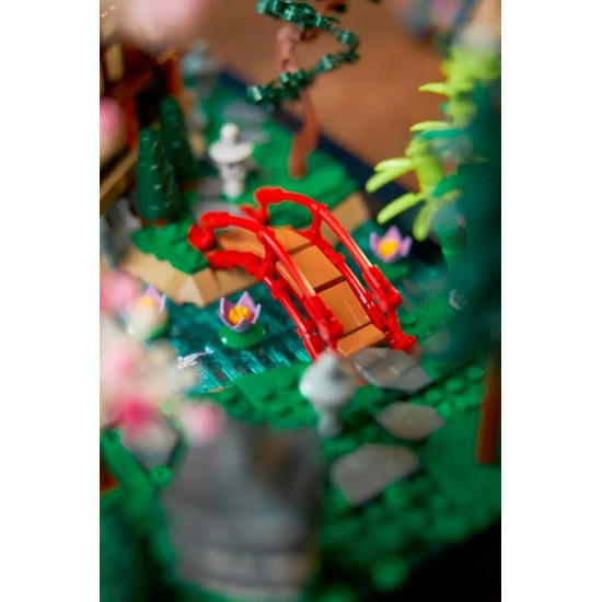 Klocki Icons 10315 Zaciszny ogrod