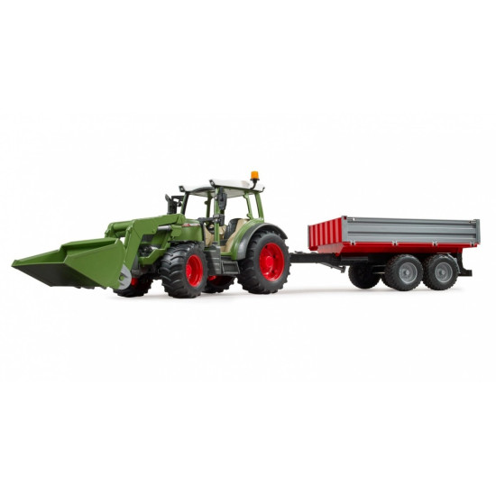 Ciągnik Fendt Vario 211 z ładowaczem czołowym i wywrotką