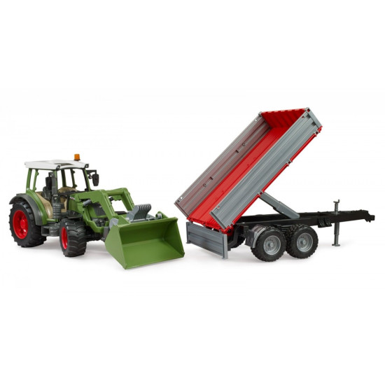 Ciągnik Fendt Vario 211 z ładowaczem czołowym i wywrotką