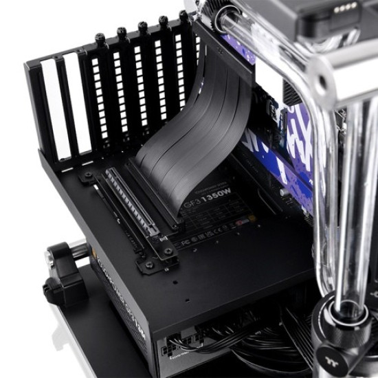 Riser taśma - TT Premium PCI-E 4.0 x16 Extender - 130mm 90° 