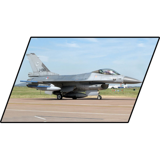 Klocki F-16 AM Fighting Falcon 425 klocków 