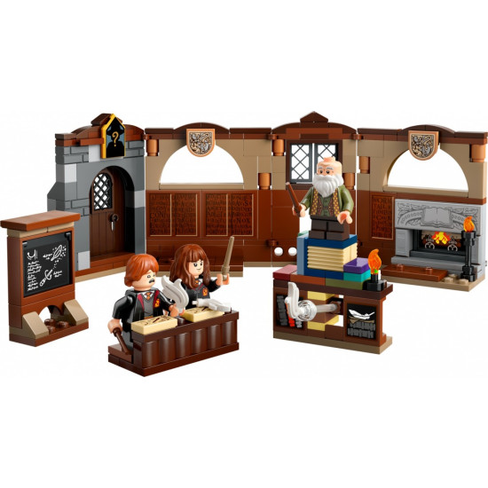 Klocki Harry Potter 76442 Zamek Hogwart: Zajęcia z zaklęć i uroków 