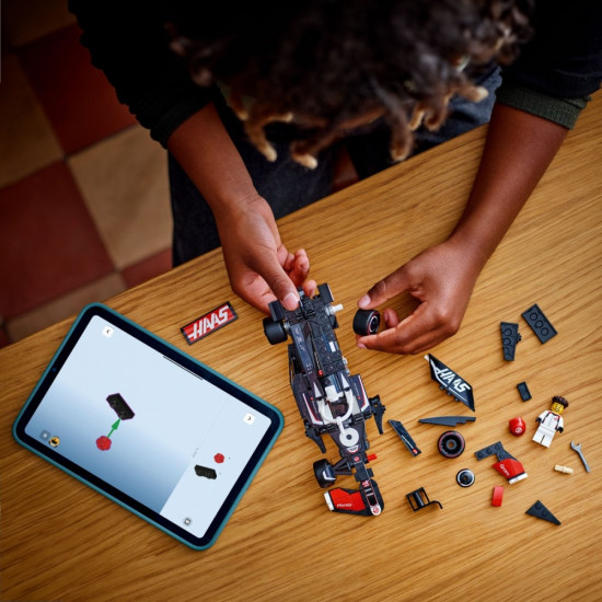 Klocki Speed Champions 77250 Bolid F1 MoneyGram Haas Team VF-24 