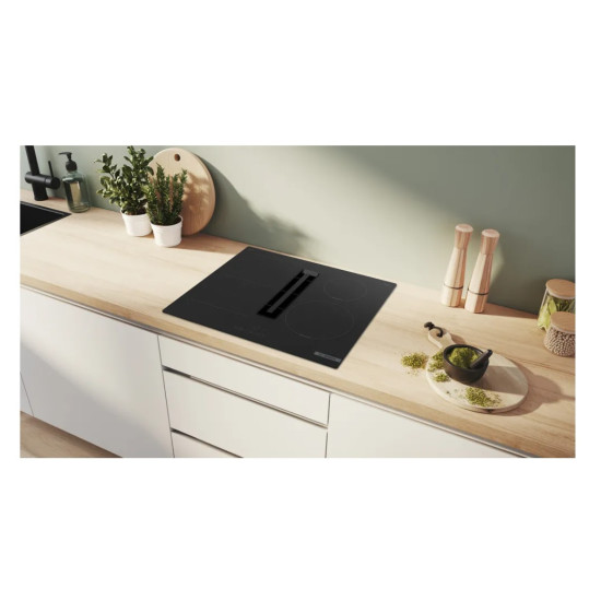 Płyta indukcyjna z wbudowanym wyciągiem PVS611B16E