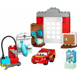Klocki DUPLO Disney 10456 Wizyta McQueena w warsztacie Wójta 