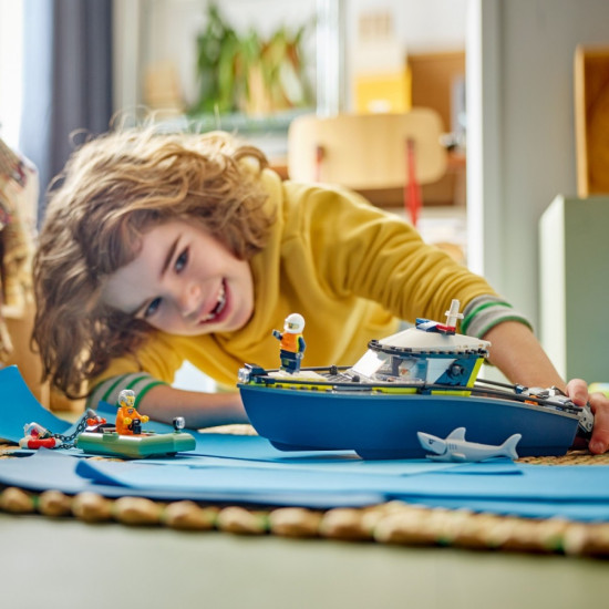 Klocki City 60456 Pościg łodzią policyjną