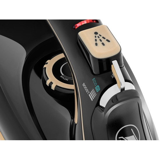 Żelazko parowe VaporMax 3000W 