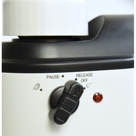 Kolbowy ekspres do kawy ze spieniaczem do mleka MR-410 