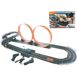 Tor samochodowy z dwoma pętlami