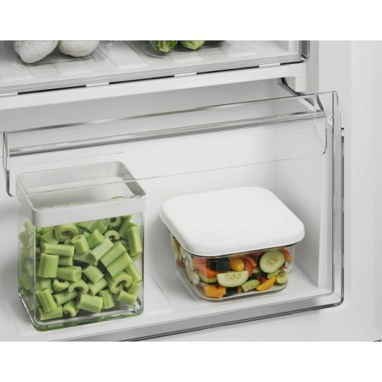 Chłodziarko-zamrażarka BI ENS3SE18S