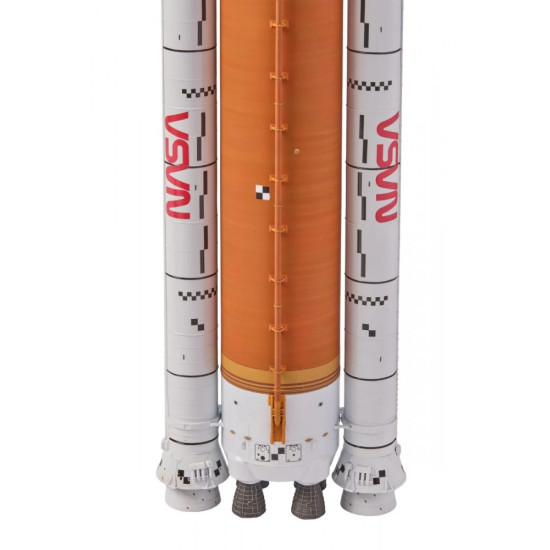 Model plastikowy Artemis Space Launch System