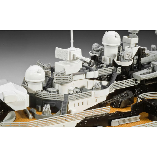 Model plastikowy statek Tirpitz 1:350
