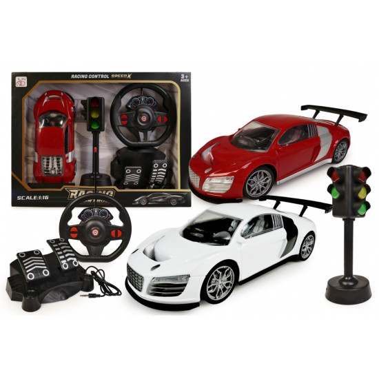 Auto R/C z kierownicą i sygnalizacją świetlną