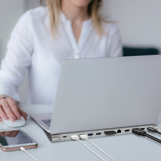 Stacja dokująca USB3.2 ,USB-C,12-portów, PD 