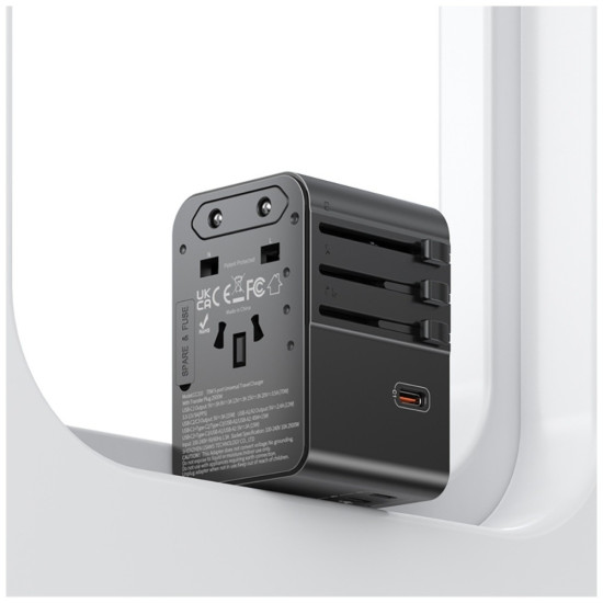 Ładowarka Travel Adapter 70W US/AU/EU/UK 3xUSB-C 4w1 czarny 