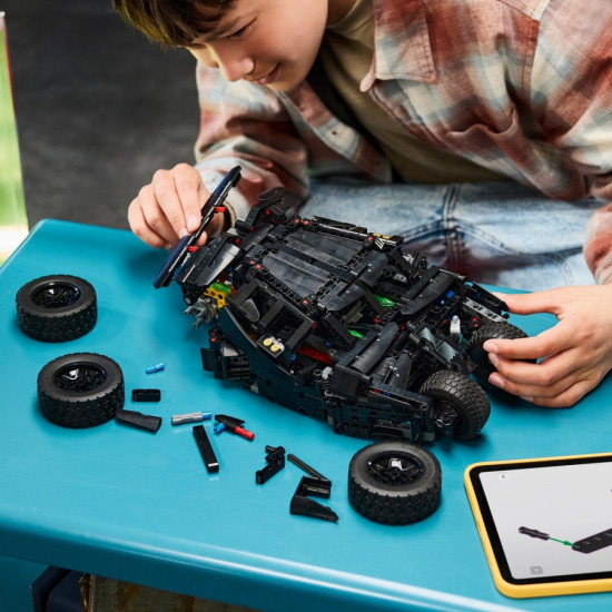 Klocki Technic 42239 Batmobil Tumbler