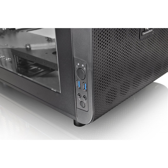 Core V21USB 3.0 Window (200mm), czarna